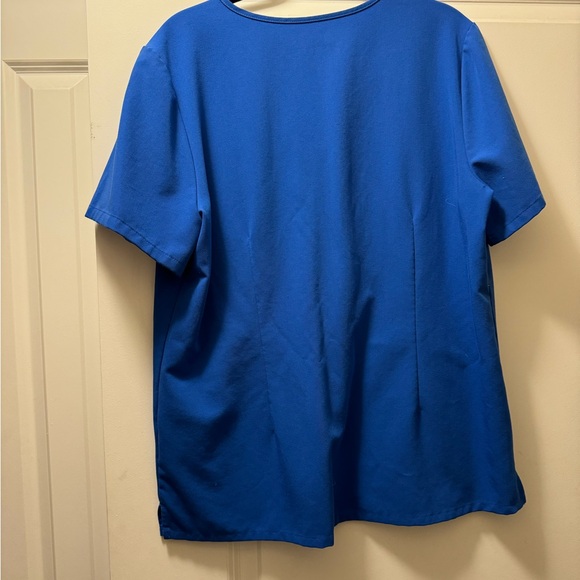 Royal Blue Casma Three-Pocket Scrub Top Large - Picture 3 of 3